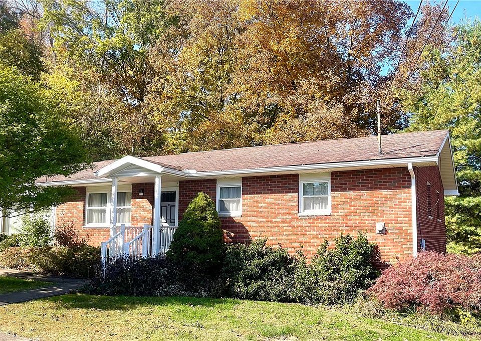 1st image of 2700 Villa Dr