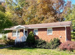 2700 Villa Dr, Parkersburg, WV 26101