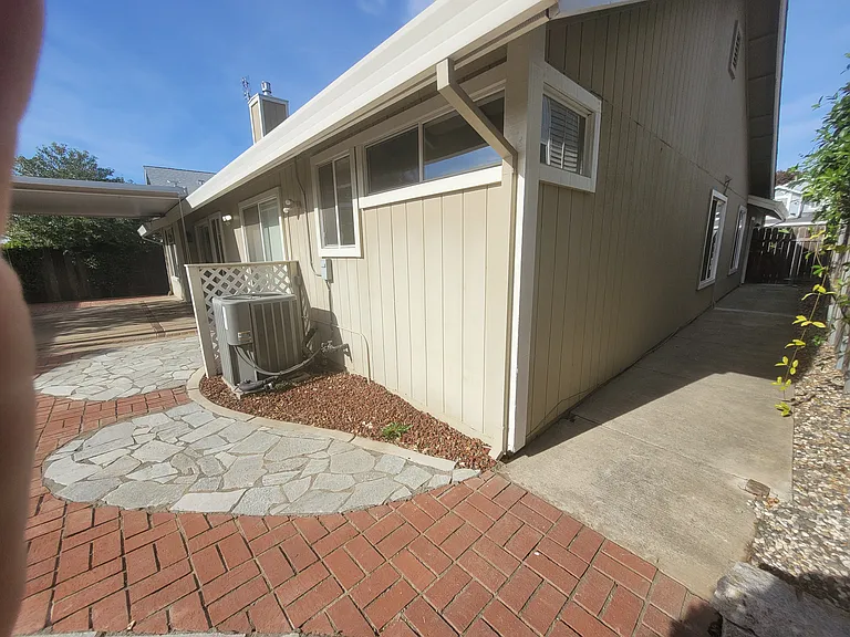 3438 Parker St — Photo 15