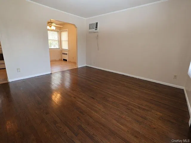 2 bed, 1.0 bath, 1000 sqft, $3,400 — Photo 3