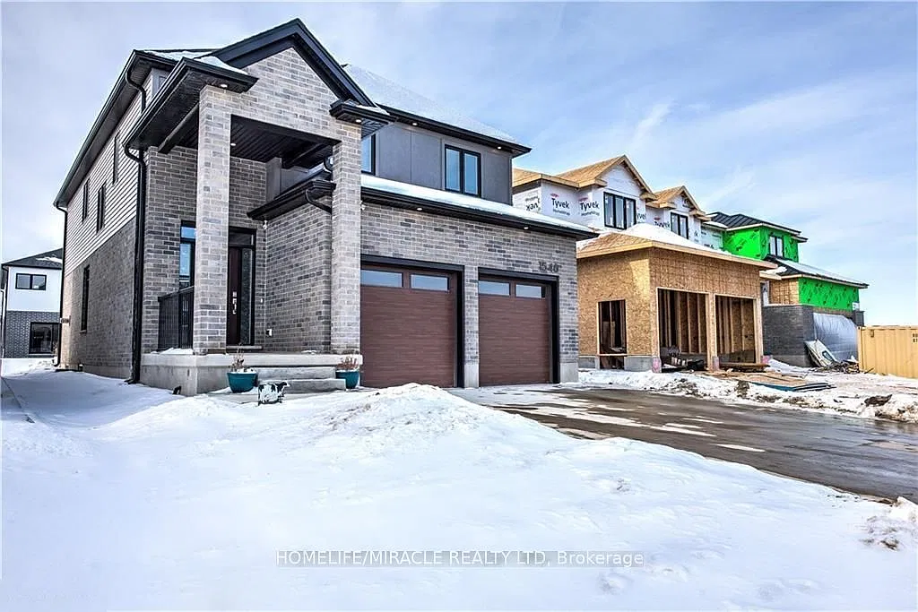 4 bed, $3,299 — Photo 2