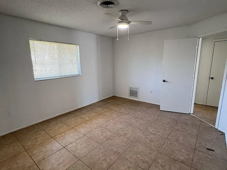 1601 Placida Rd #15 — Photo 3