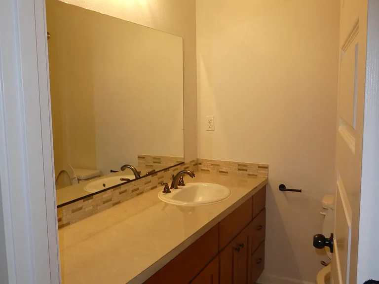 215 S Church St #13 — Photo 9