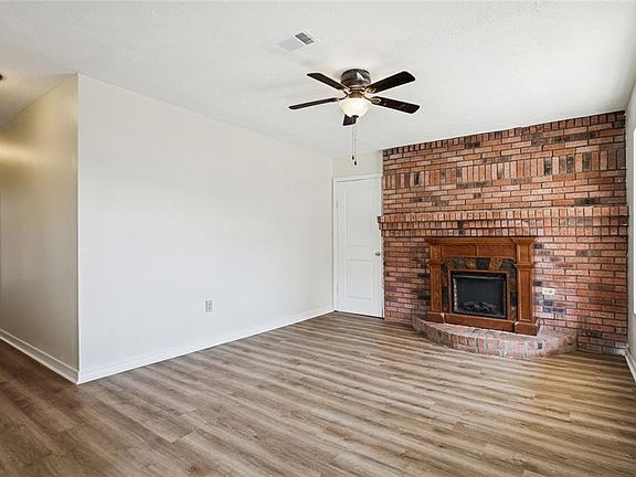 3rd image of 44373 Elmer Magee Rd