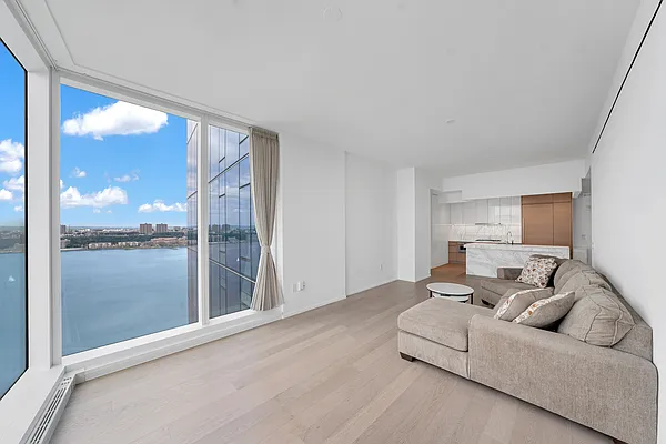 Rented by Realmart Realty LLC | media 12