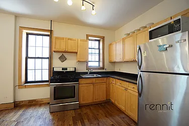 Rented by Rennit Inc.