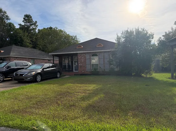 6 Findlay St, Hattiesburg, MS 39402