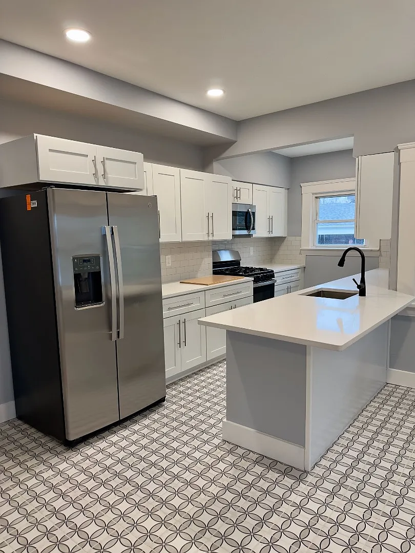2407 Woodmere Dr - 2409 — Photo 1