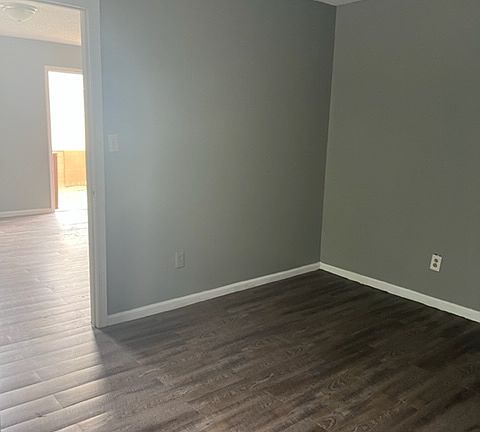 4th image of 311 Market St Unit 11-1