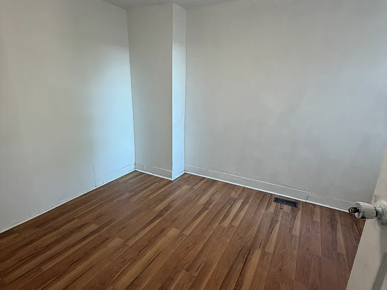 1734 Belfield Ave — Photo 6