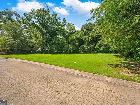 2nd image of 755 Dunaire Way