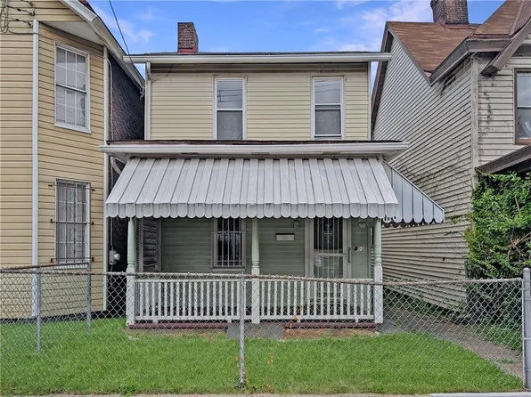 203 Comrie Ave, Braddock, PA 15104
