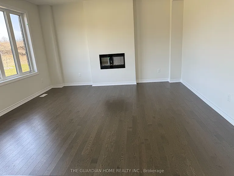 7 Tran St — Photo 6
