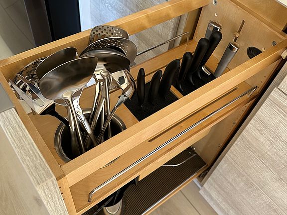 Chef's pull out drawer