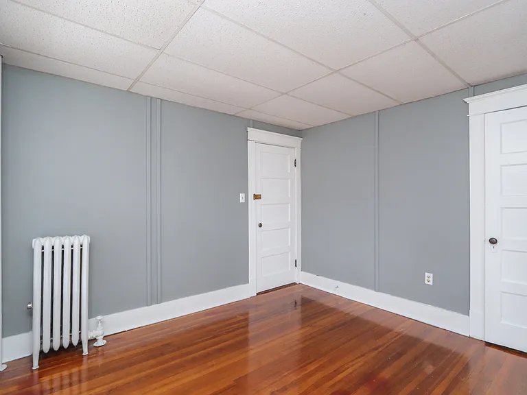 8 Ivy Ave #2 — Photo 10