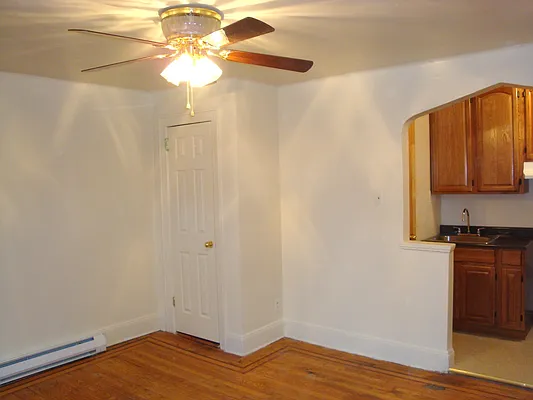 Rented by Carroll Gardens Realty | media 19