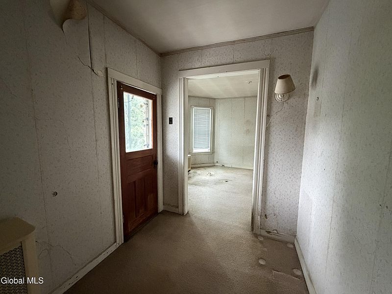 4th image of 1609 Avenue B