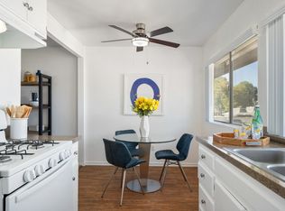 Walnut East, Tustin, CA 92780