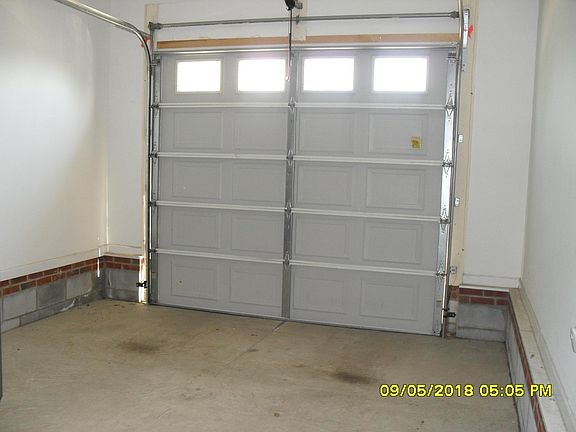 3rd image of 414 Culloden Pl