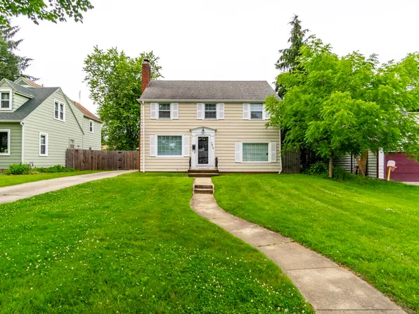 1217 Somerset Ln, Fort Wayne, IN 46805