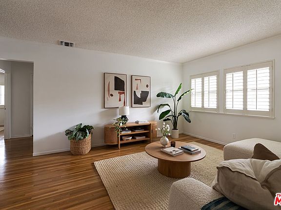 2nd image of 5882 Bowcroft St Unit 3