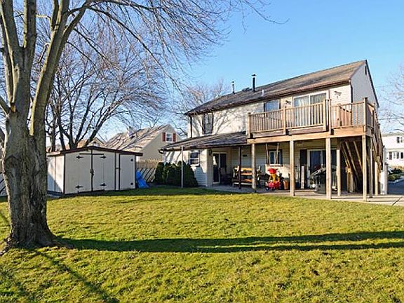 exterior back and yard