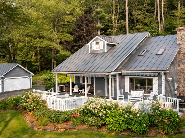 340 Chester Arthur Road, Hartford, VT 05059