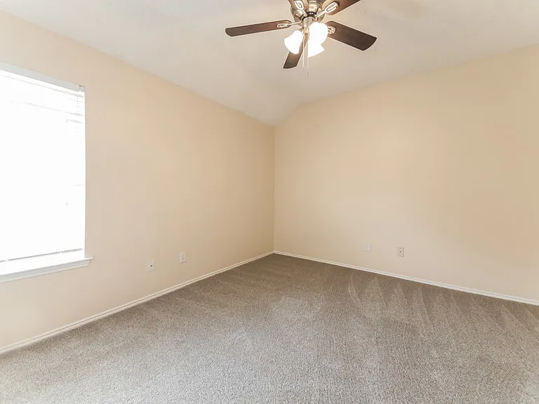 1217 Brittany Way — Photo 8