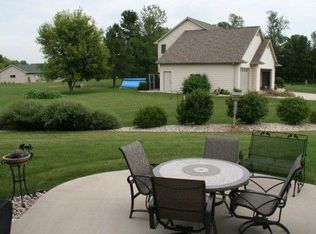 W6553 Emerald Ln, Greenville, WI 54942