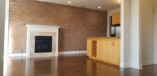 2nd image of 4941 S Michigan Ave APT 3N
