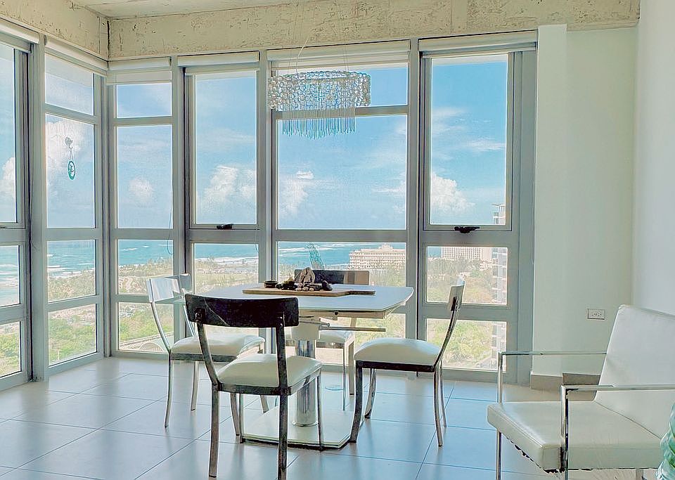 Dining with ocean views