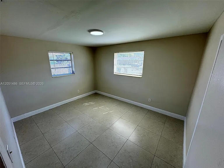 3421 SW 32nd Ct — Photo 12