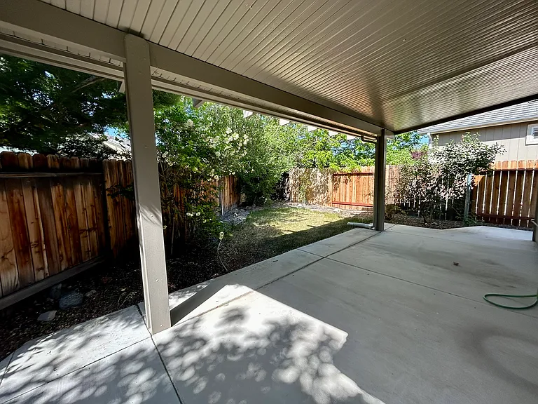 392 Royal Troon Dr — Photo 13
