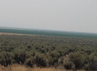 4500 Mountain Ln, Christmas Valley, OR 97641