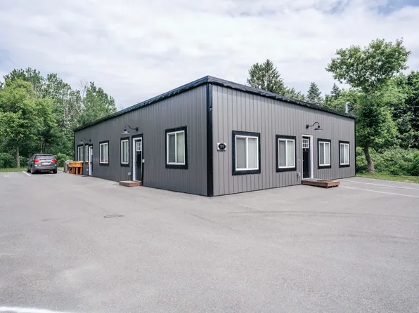 372 Old County Road, Hampden, ME 04444