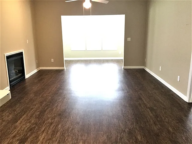 3 bed, 2.0 bath, 1458 sqft, $1,835 — Photo 4