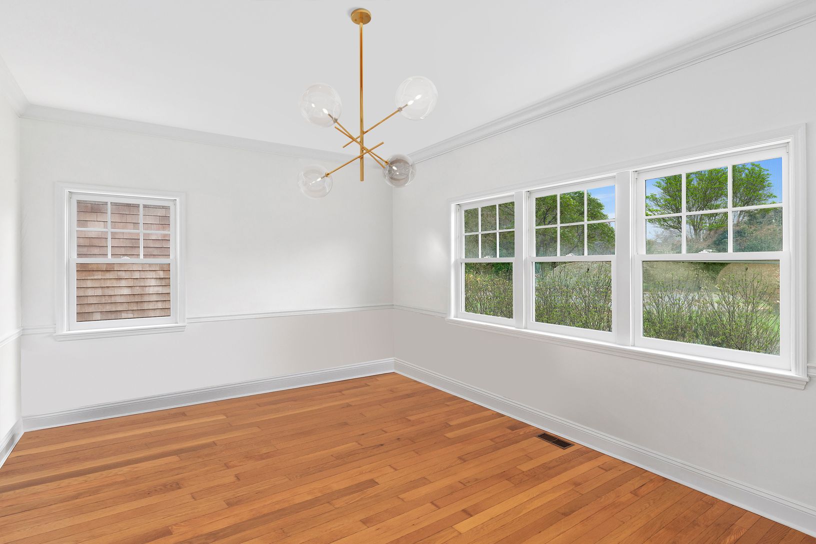  Bedroom with no Furniture