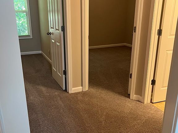 4th image of 111 Granite Way #111