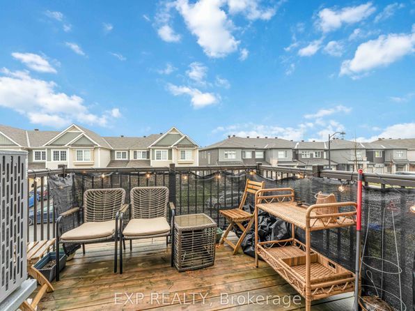 571 Roundleaf Way, Ottawa, ON K2V 0K2