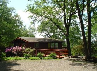 27 Byrds Hill Rd, Pawling, NY 12564