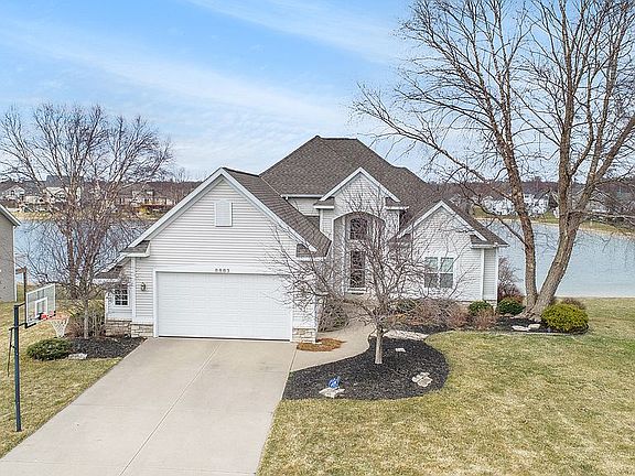 3rd image of 8883 Mica Dr