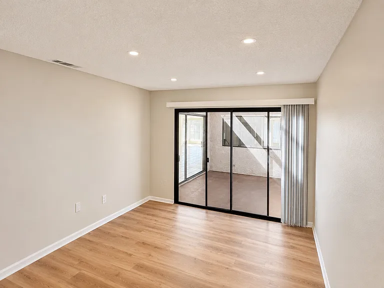 48973 Canyon Crest Ln — Photo 22