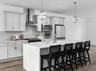 449 Shade St, Carmel, IN 46290