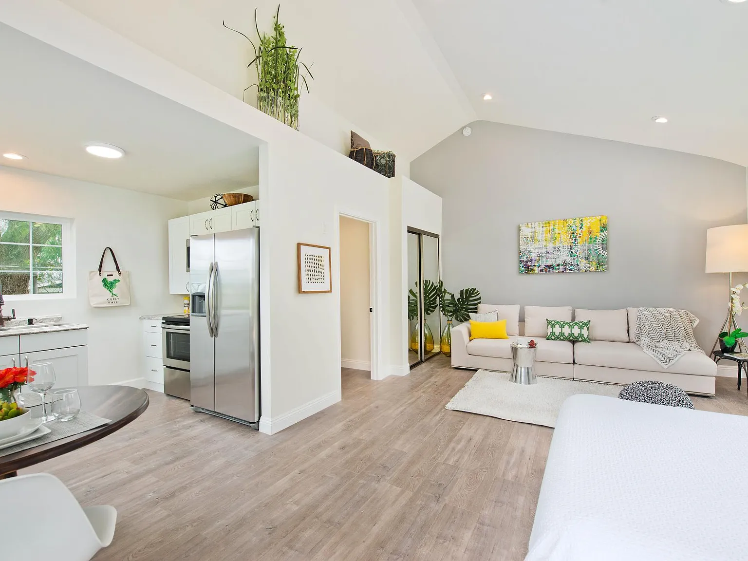 11339 Bertrand Ave — Photo 2