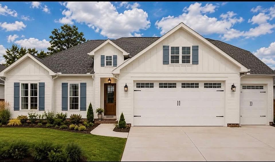 1st image of 3005 Houser Way