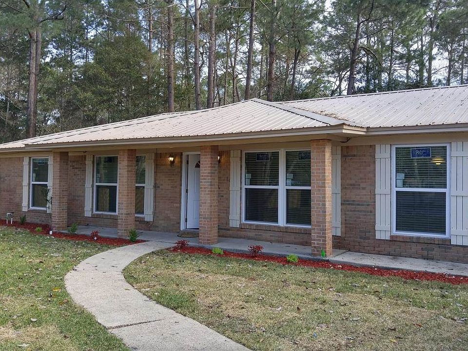1st image of 306 Pontevedra Ln