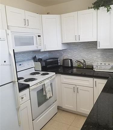 4th image of 184 Lyndhurst L #184