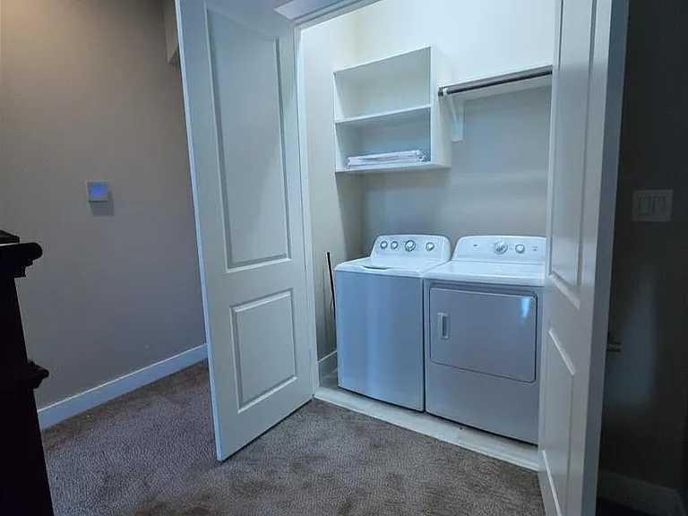 2705 Kennedy St — Photo 18