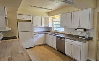 2671 Mohawk Ave, Fort Pierce, FL 34946