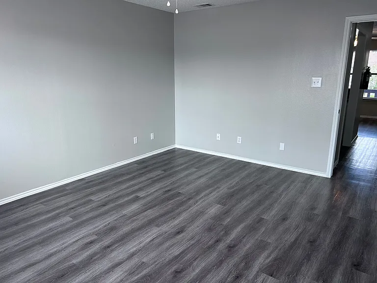1604 W McIntyre St #7 — Photo 7